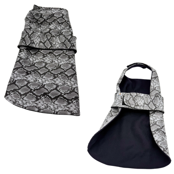 Ρούχο σκύλου αδιάβροχο SANVI BLACKISH SNAKE